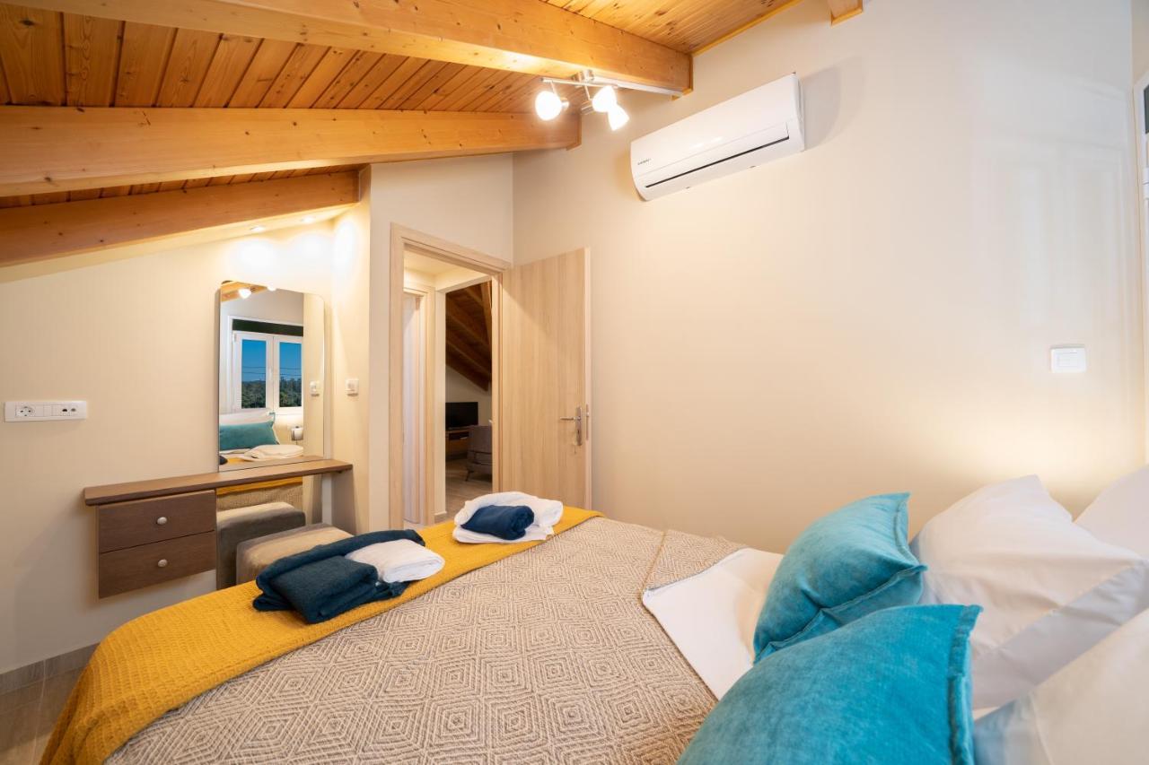 Mimoza'S Apartment Peratata ภายนอก รูปภาพ